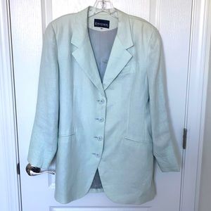 Designer Emblem Linen Blazer